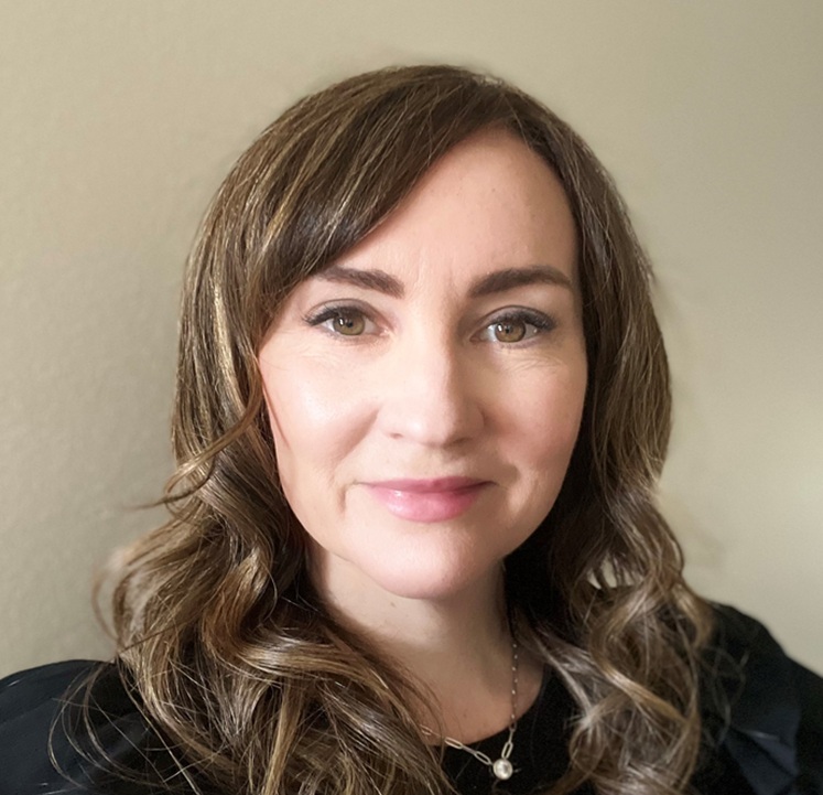 Dr. Mairi Noverr