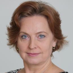 Dr. Beata Buzas