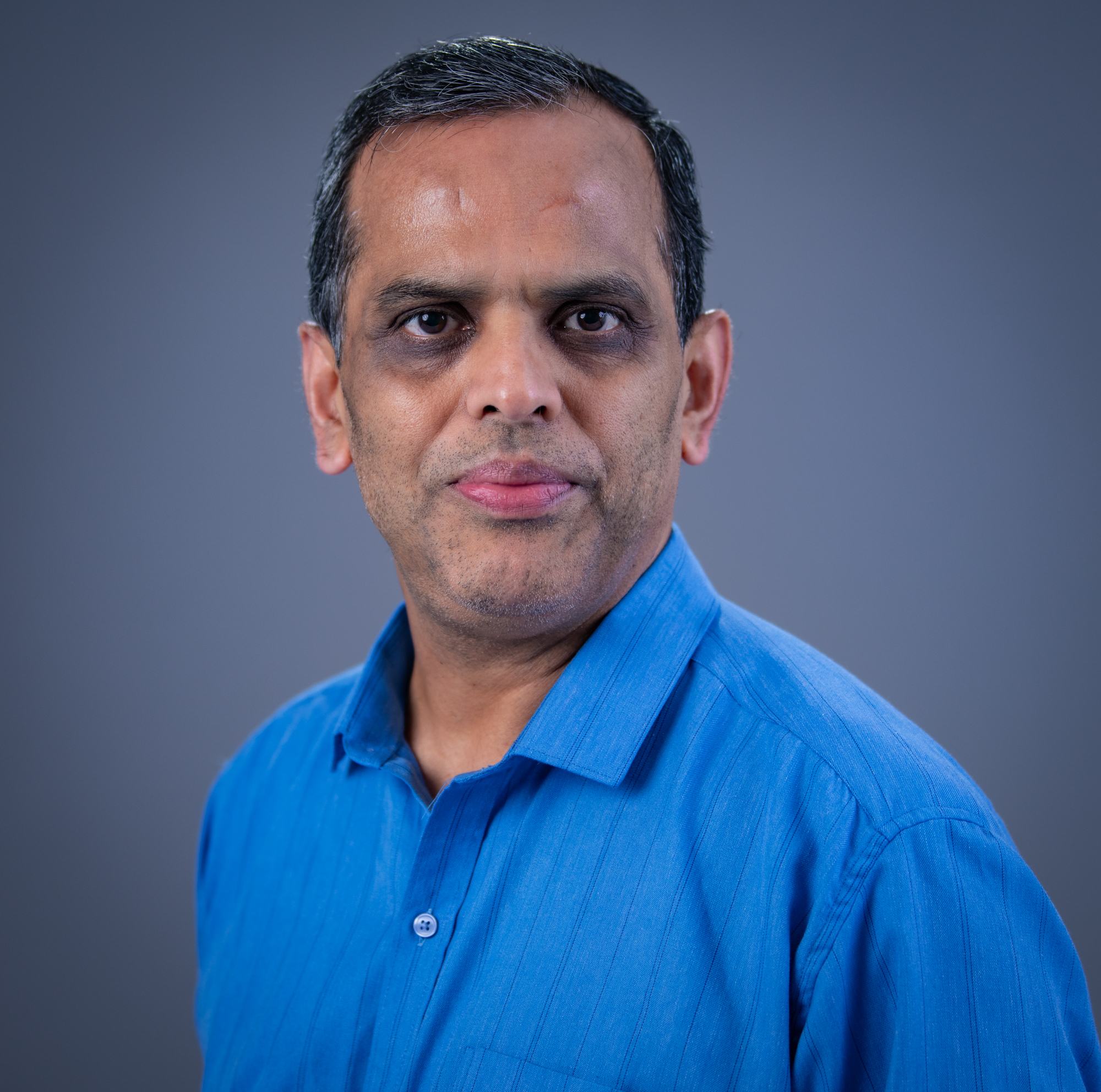 Dr. Manoj Valiyaveettil